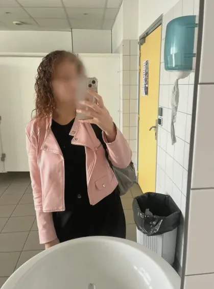 Cindy, 20