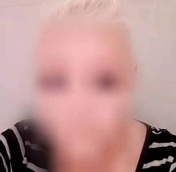 Iris, 39