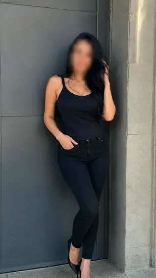 Judith, 33