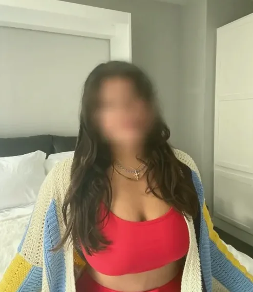 Leyla, 36