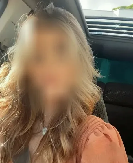 Naima, 28