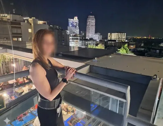 Nienke, 37