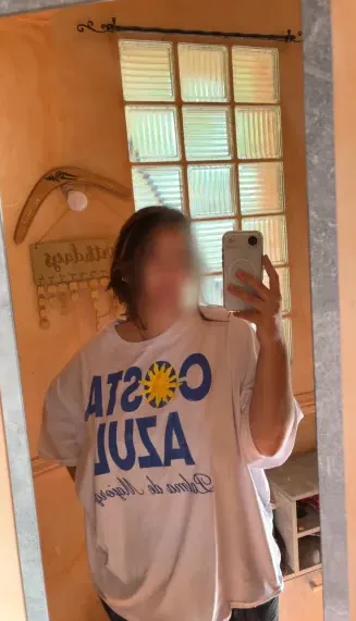Nikki, 21