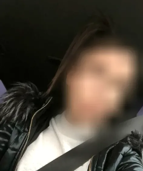 Nina, 28