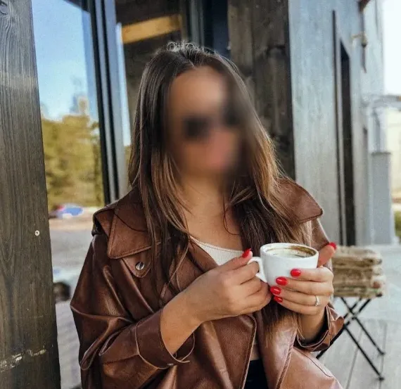 Petra, 27