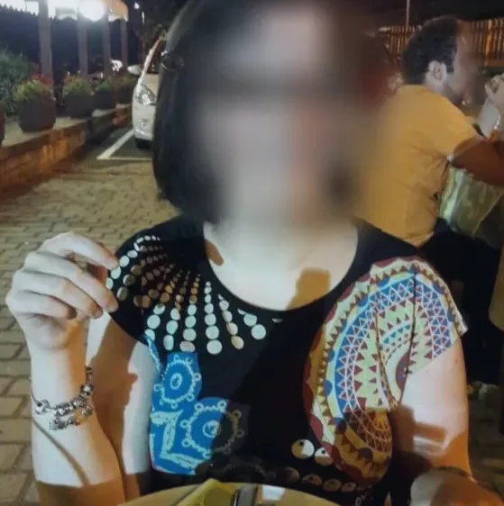 Shania, 32