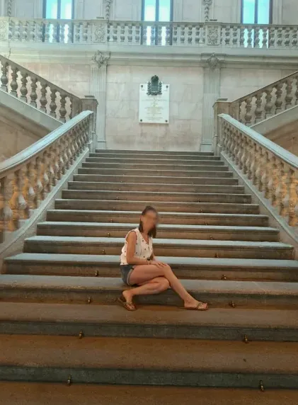 Zeynep, 33